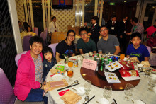 來賓合照留念。