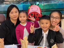 來賓合照留念。