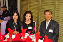 來賓合照留念。