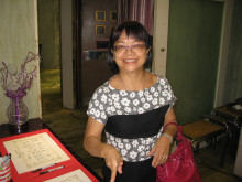 來賓簽名留念。