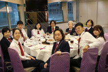 服務人員合照留念