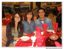 來賓合照留念。