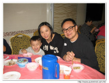 品嚐流浮山海鮮午餐。