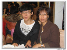 來賓合照留念。