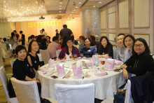 賓客享用晚宴美食情況。