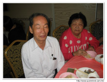 品嚐流浮山海鮮午餐。