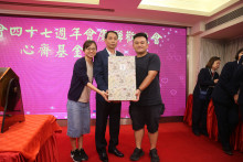 萬眾期待的抽獎環節開始，各幸運兒歡天喜地上台領取獎品