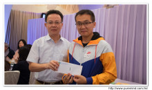 抽獎環節開始，由各嘉賓主持抽獎，各幸運兒歡天喜地領取獎品。