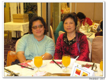 來賓合照留念。