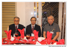 來賓合照留念。