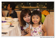 來賓合照留念。