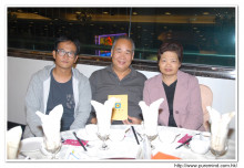 來賓合照留念。