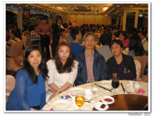 來賓合照留念。