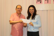 抽獎環節由各嘉賓主持抽獎，各幸運兒歡天喜地領取獎品