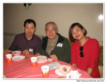 品嚐流浮山海鮮午餐。