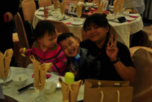 來賓合照留念。