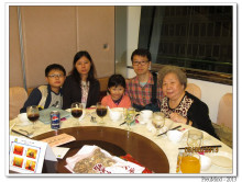 來賓合照留念。