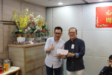 抽獎環節由各嘉賓主持抽獎，各幸運兒歡天喜地領取獎品