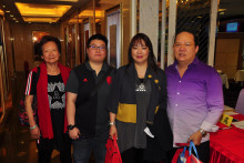 來賓合照留念。