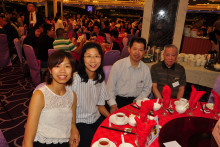 來賓合照留念。