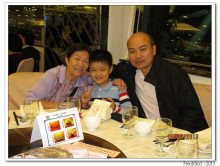 來賓合照留念。