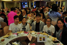 來賓合照留念。